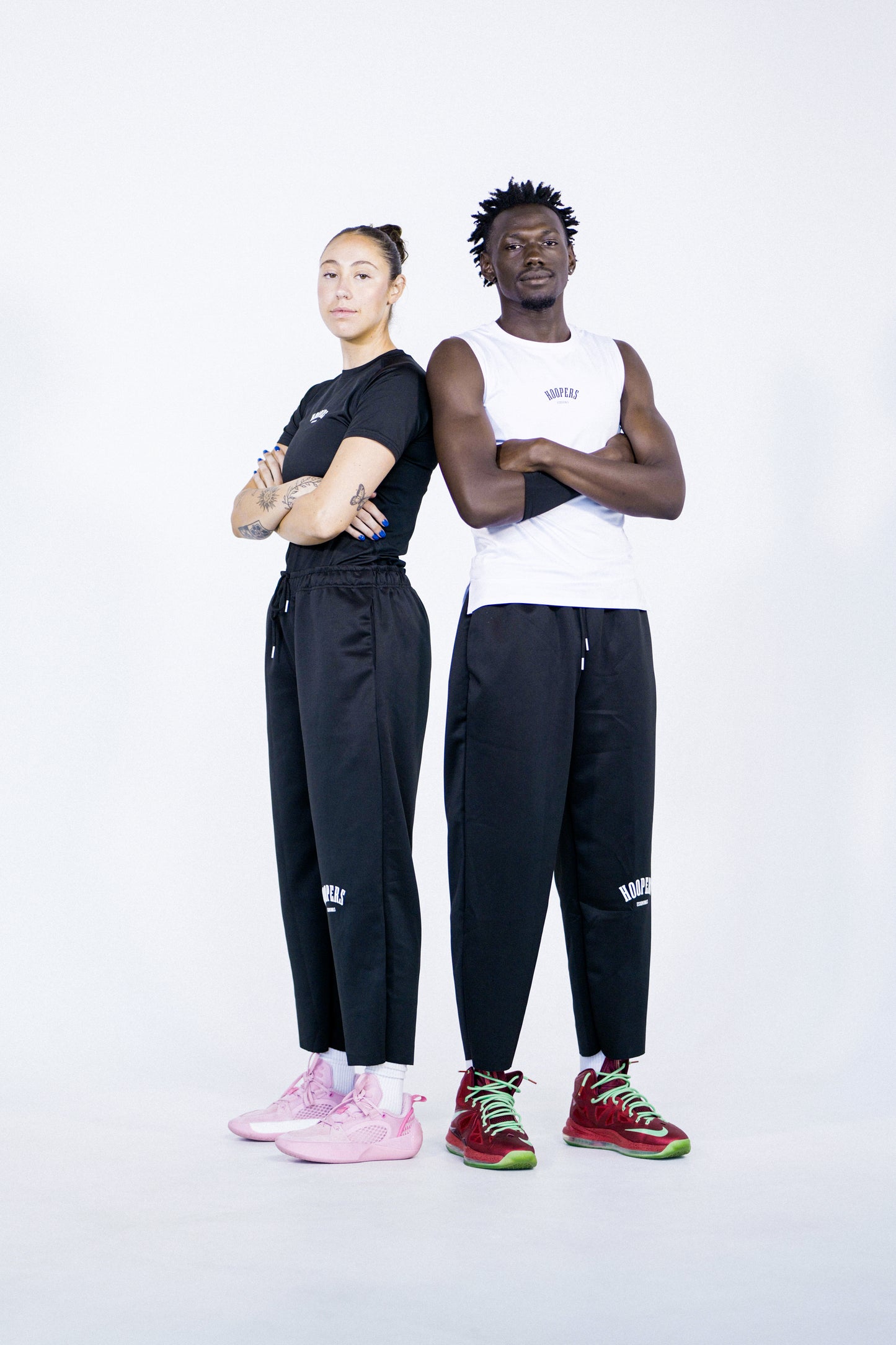 BLACK HOOPERS ESSENTIALS PANTS